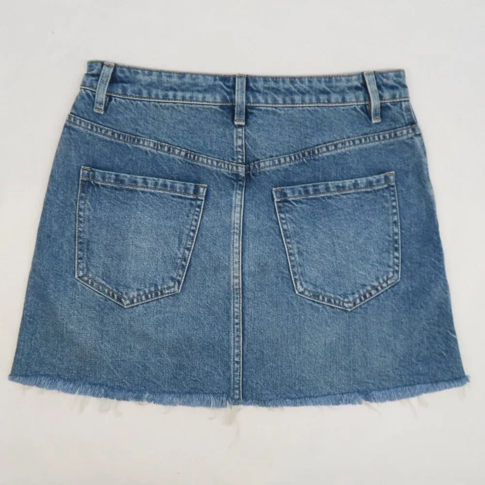 We the Free Zip it Up Denim Mini Skirt Distressed Frayed Raw Hem Blue Size 28 - Picture 2 of 12